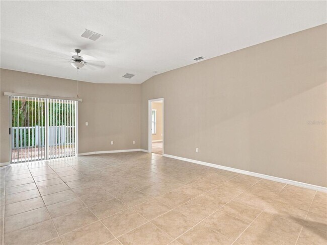 Foto del edificio - 13432 Crest Lake Dr
