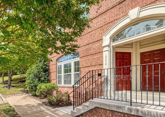 Photo - 15072 Leicestershire St Townhome
