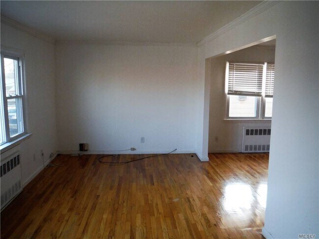 Building Photo - 147-36 229th St