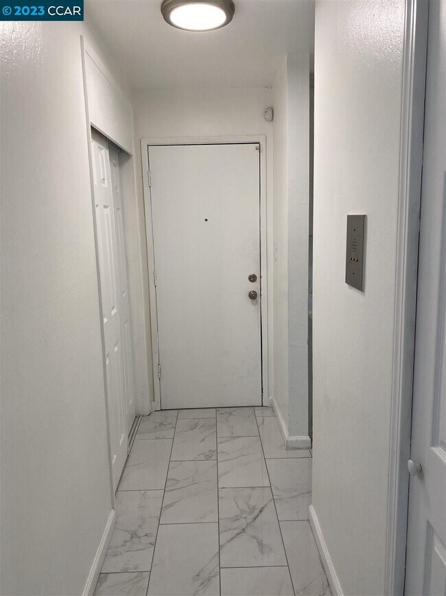 Foto del edificio - 1591 Ellis St