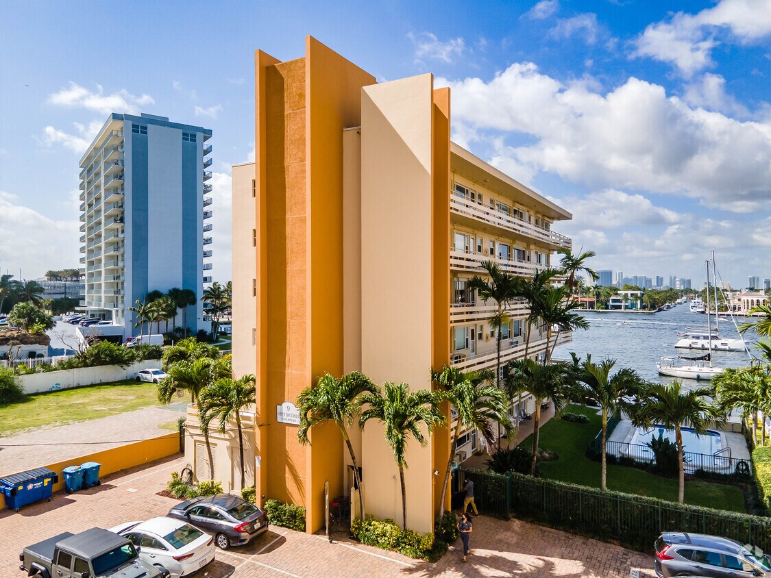 Foto principal - Harbor House East
