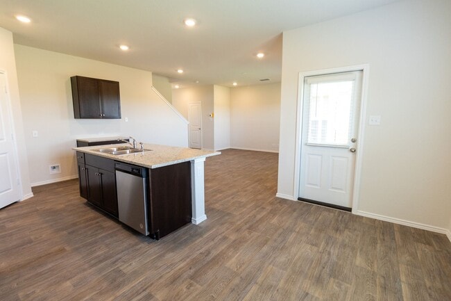 Foto del edificio - 2 Weeks Free! Smart-Home 3BR w/ Covered Patio in Legendary Trails – San Antonio