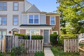 Building Photo - 7511 Belle Grae Dr