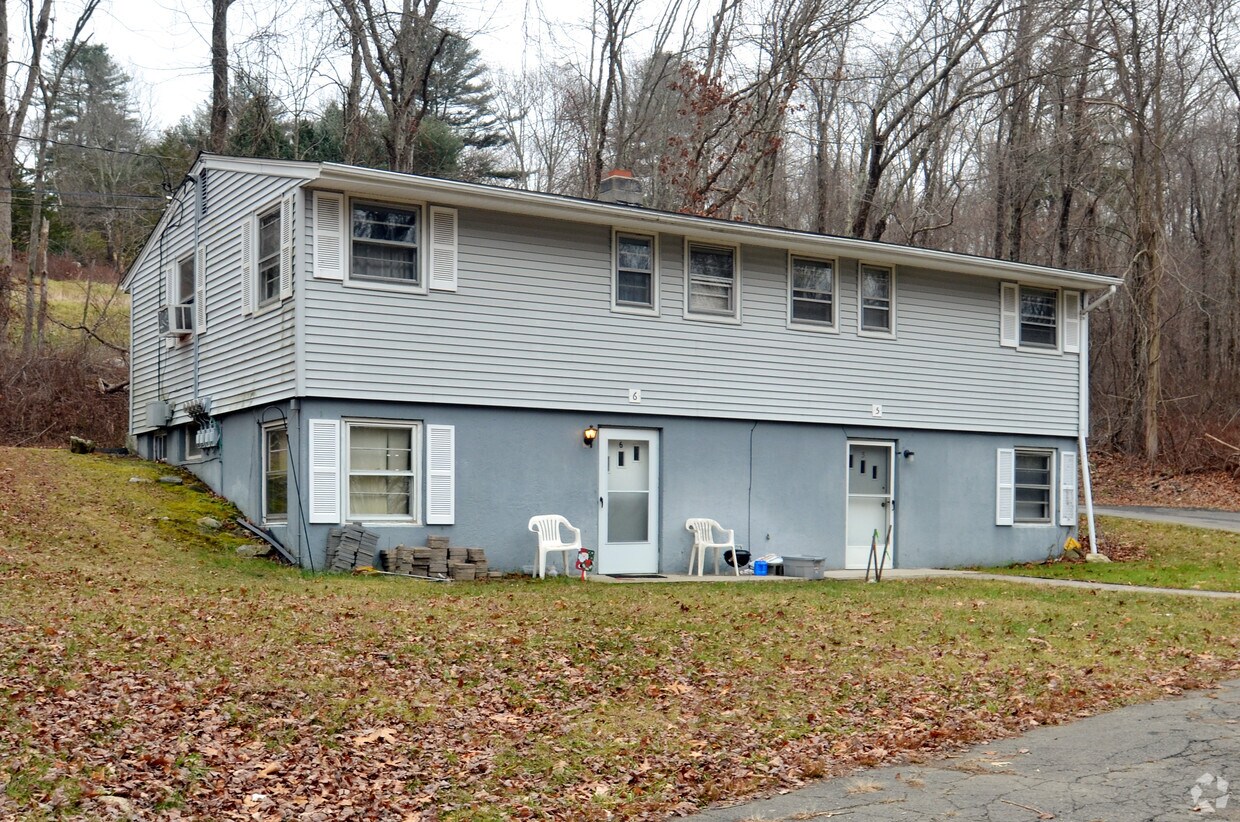 Foto del edificio - 2424 Ball Hill Dr