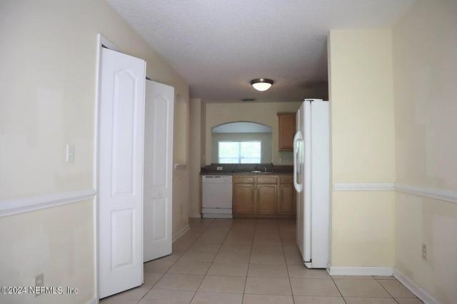 Building Photo - 3 bedroom in Orange Park FL 32073
