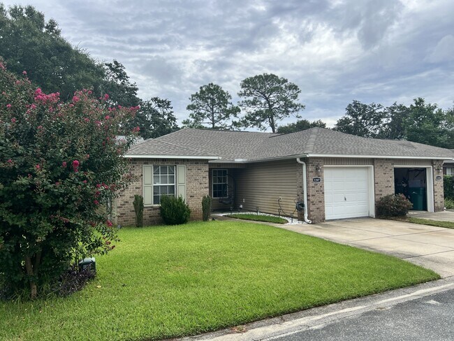 Foto del edificio - 1207 Chimera Ln