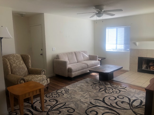 Building Photo - 2500 Tripp Dr
