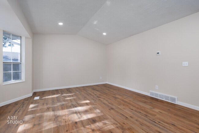Foto del edificio - 965 Dorothea Way