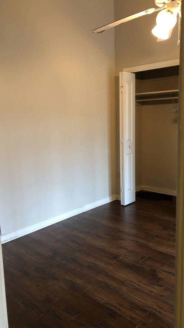 Foto del edificio - 14452 Central Woods Ave