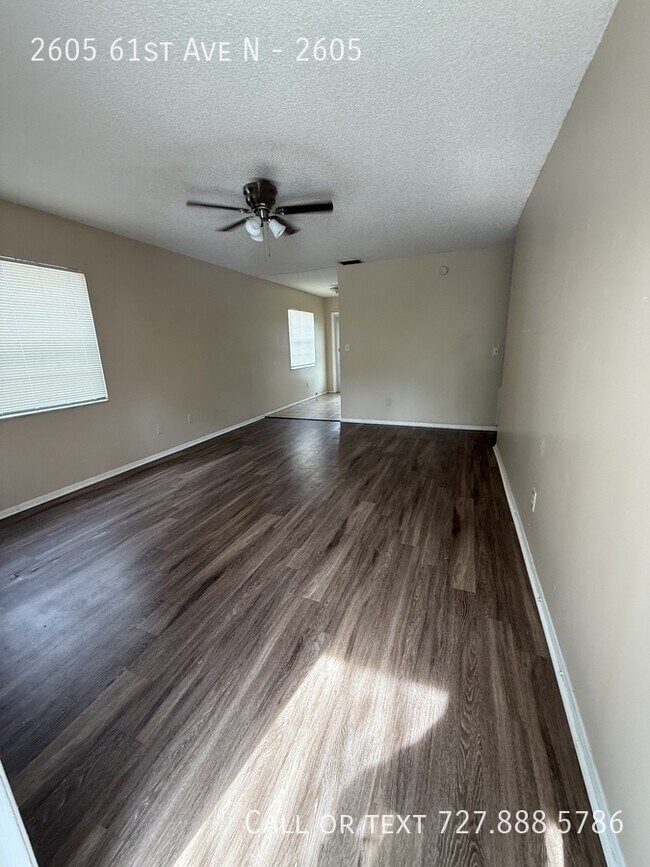 Foto del edificio - 2605 61st Ave N