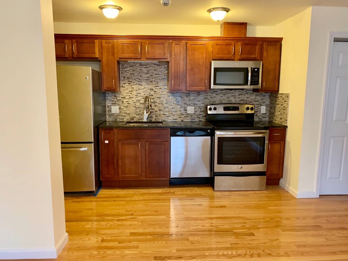 New Open Kitchen - 160 Chatterton Ave