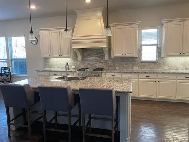 Building Photo - 7863 Shackelford Dr