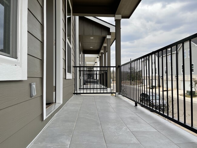 Foto del edificio - 21518 Sir Walter Ln