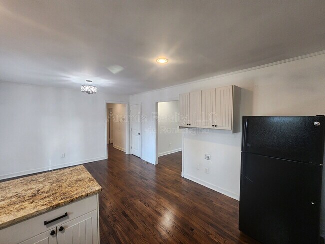 Foto del edificio - 3545 Orchard St