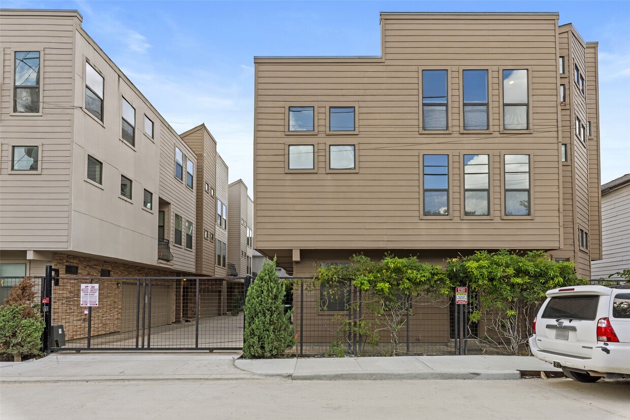 Foto principal - 1420 Wilson St