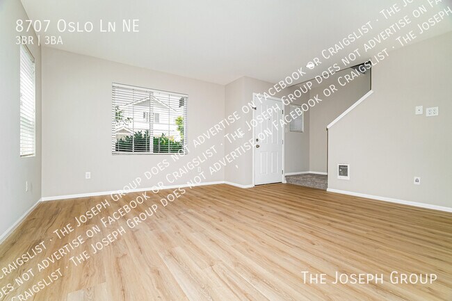 Foto del edificio - 8707 Oslo Ln NE