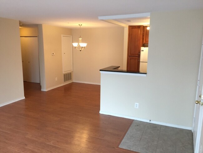 Building Photo - 18502 Boysenberry Dr