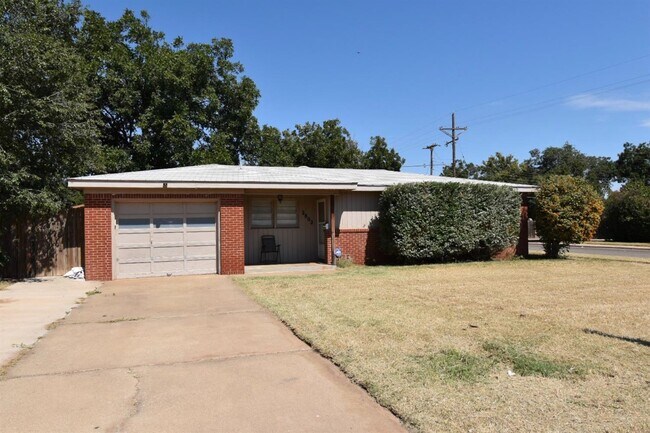 Building Photo - 2802 54th St