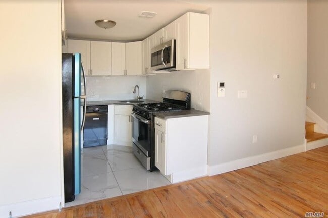 Building Photo - 161-10 Baisley Blvd