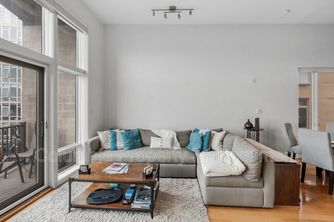 Foto del edificio - 1336 Belmont St NW