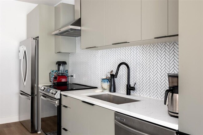 Foto del edificio - 2500 Longview St