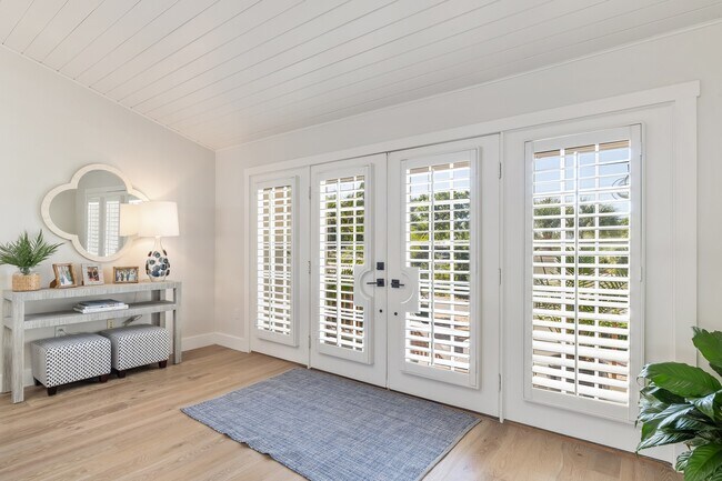 Foto del edificio - 161 1st St E