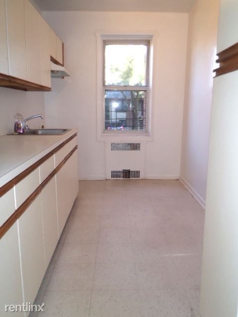 Building Photo - 2 br, 1 bath House - 111-55 77TH AVE
