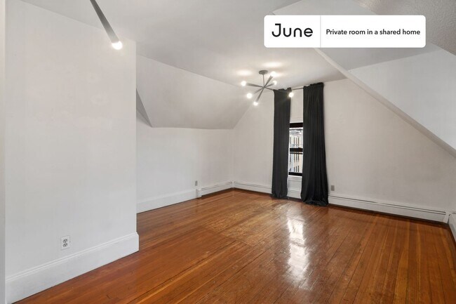 Foto del edificio - Room in Shared 6 bed/2 bath home in Brighton