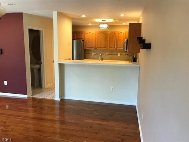 Building Photo - 3101 Scenic Ct