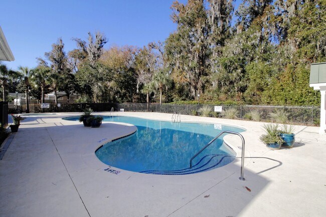 Building Photo - Spacious Roommate-Style Villa at Estates at Westbury – Bluffton, SC