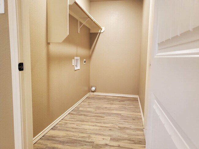 Foto del edificio - 3/2/1 in Northeast Lubbock