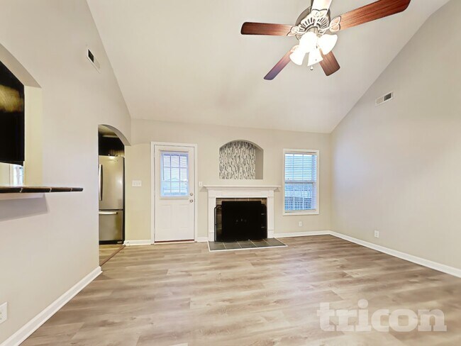Foto del edificio - 1612 Broad Cir