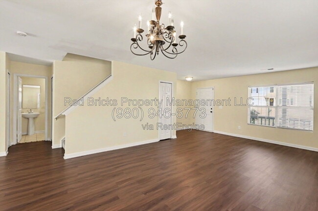 Building Photo - 10805 Dry Stone Dr