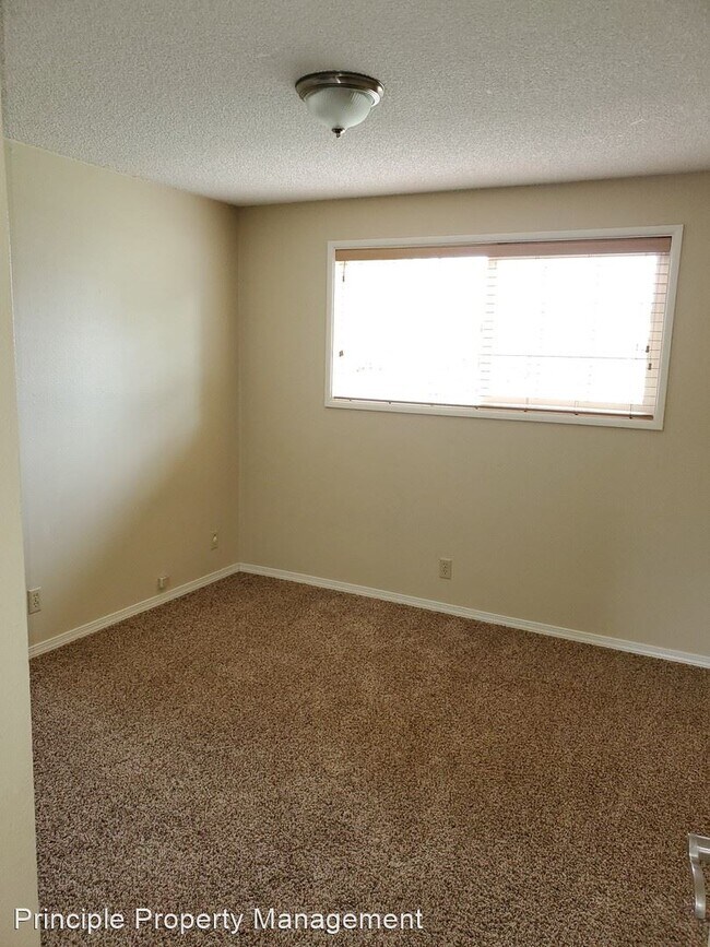 Building Photo - 3 br, 1 bath House - 1134 Sanborn Avenue