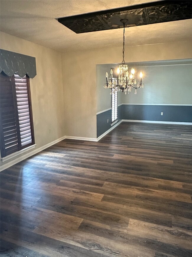 Building Photo - 103 Wroxton Dr