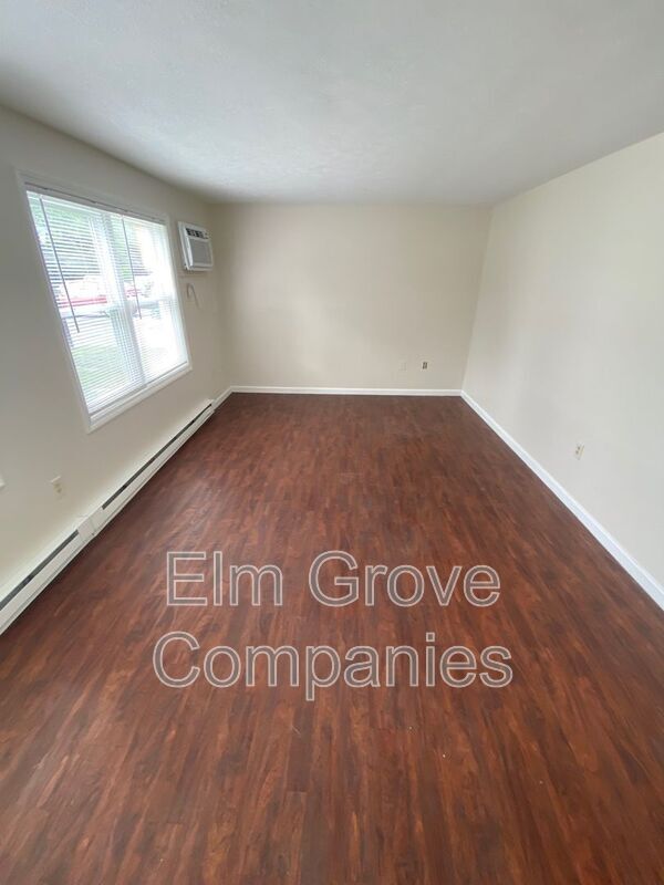 Foto del edificio - 38 Indian Brook Cir