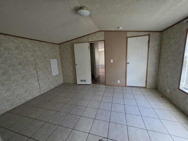 Foto del edificio - Cute 2 bed/2 bath mobile home in Opelousas