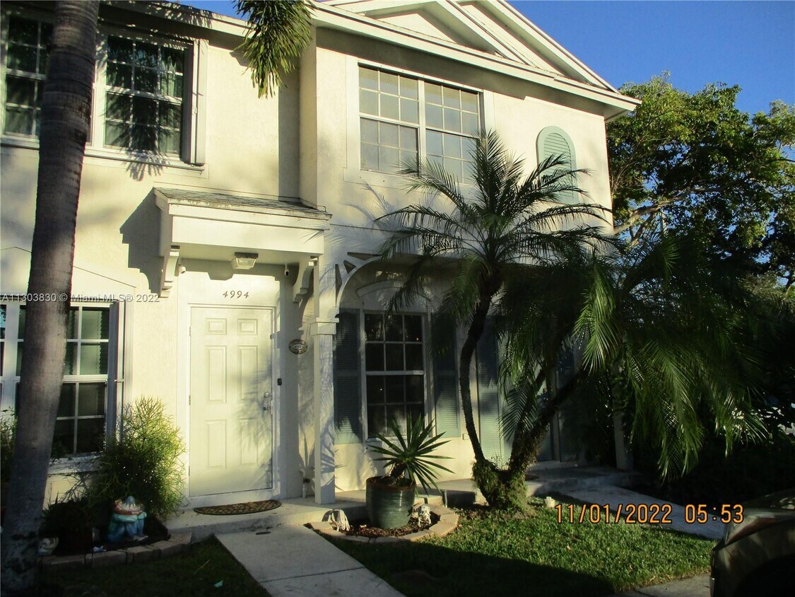 4996 SW 31st Ter 4996 Dania Beach Fl 33312 - 4996 SW 31st Ter  4996 Dania Beach Fl 33312