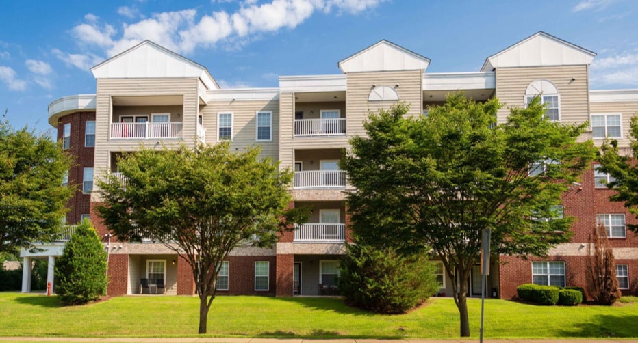 Primary Photo - Villas at Metro Center