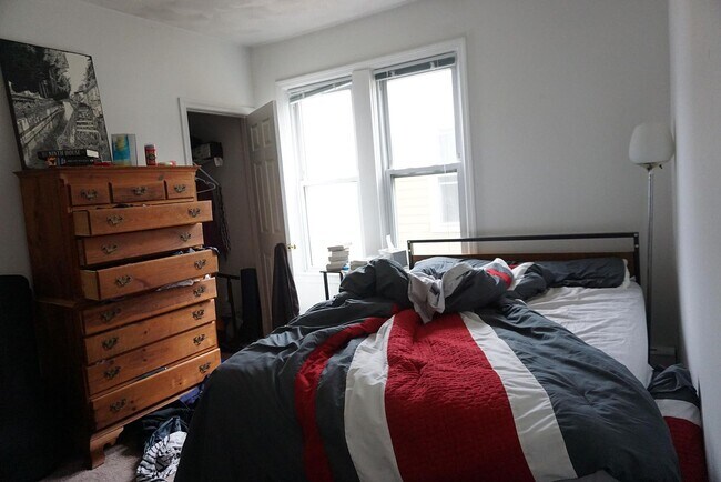 Building Photo - 58 Mansfield St