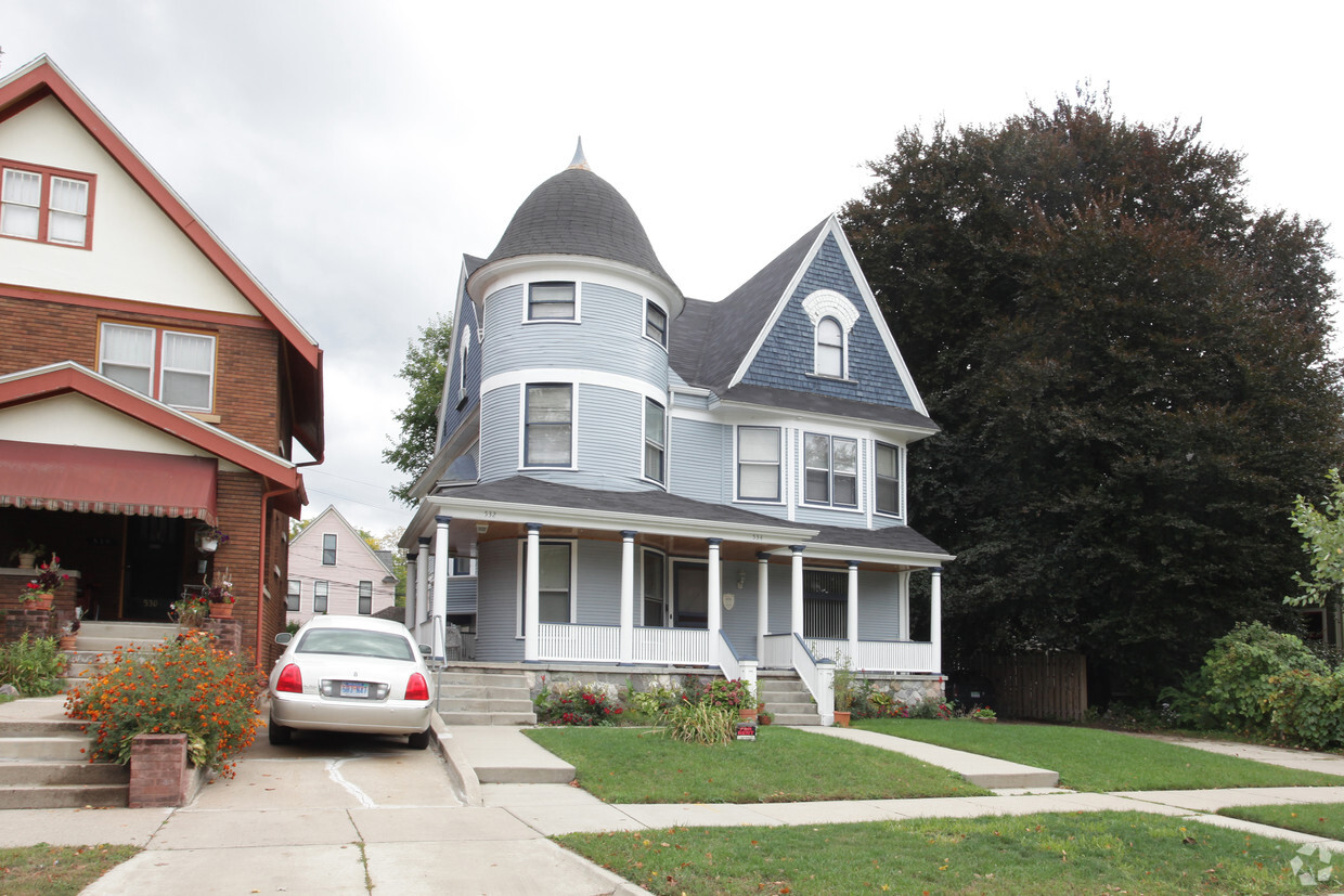 Primary Photo - 504 College Ave SE