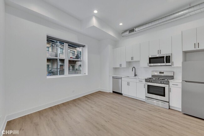 Foto del edificio - 4731 N Western Ave