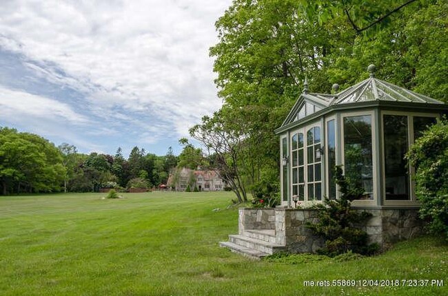 Building Photo - 402 Pulpit Rock Rd