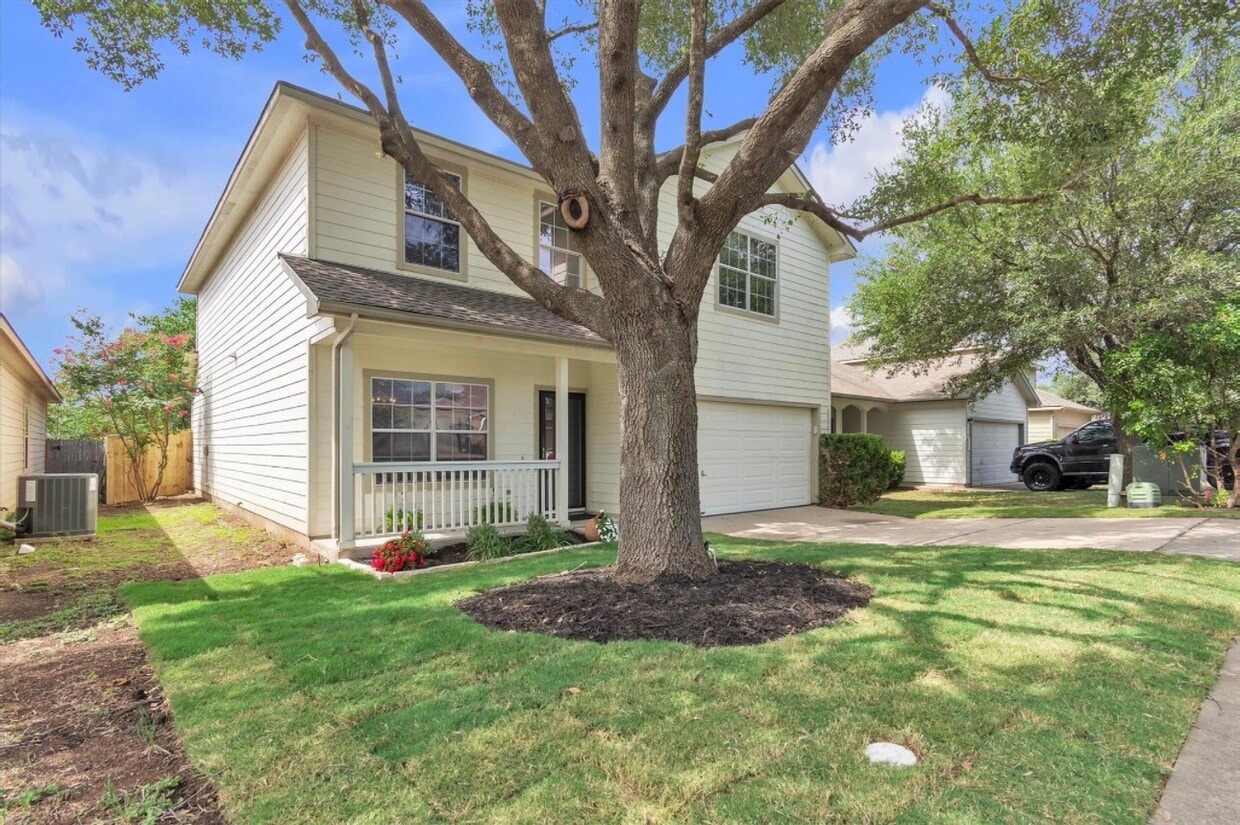 Primary Photo - 2101 Charlotte Estates Dr