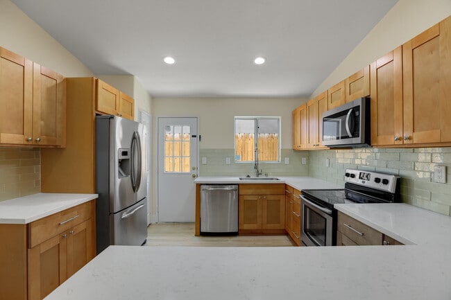 Foto del edificio - 53405 Avenida Rubio