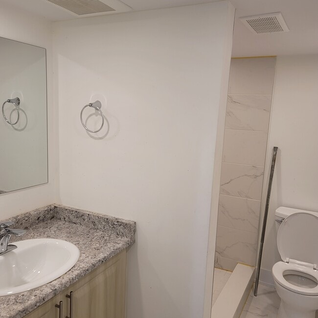 Building Photo - 324 Chatfield Dr