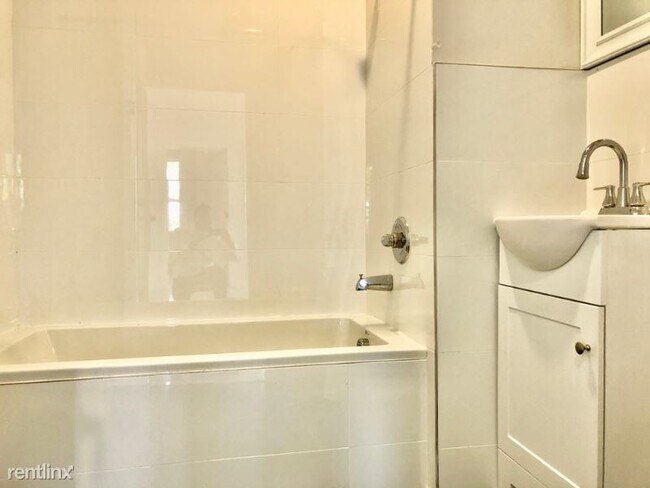 Foto del edificio - 2 Meadow St