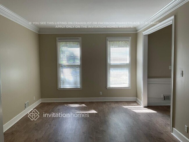 Building Photo - 5055 Shadow Path Ln SW