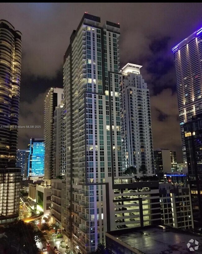 Building Photo - 1250 S Miami Ave