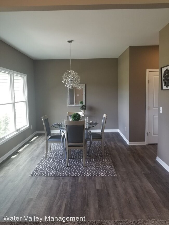 Building Photo - 4 br, 5 bath House - 9 Aaron Trail
